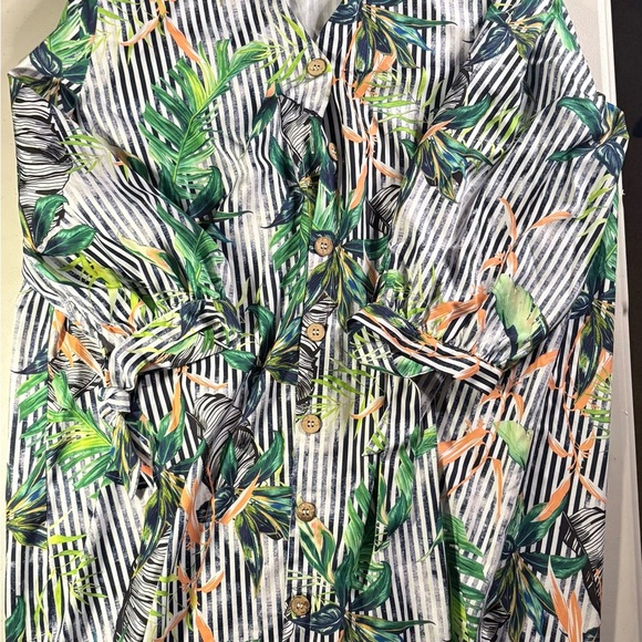 Cupshe Women’s Tropical Leaf Print Shirt - Picture 3 of 13